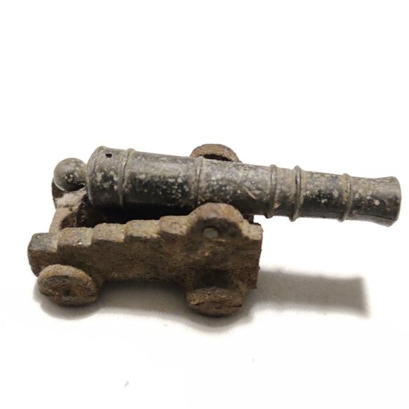 Vintage Penncraft USA Small Cast Iron Brass Toy Mini Civil War Cannon 3x1x1" - Picture 2 of 9